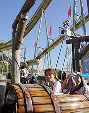 Wildwasserbahn Löwenthal auf dem Oktoberfest (Foto: Martin Schmitz)